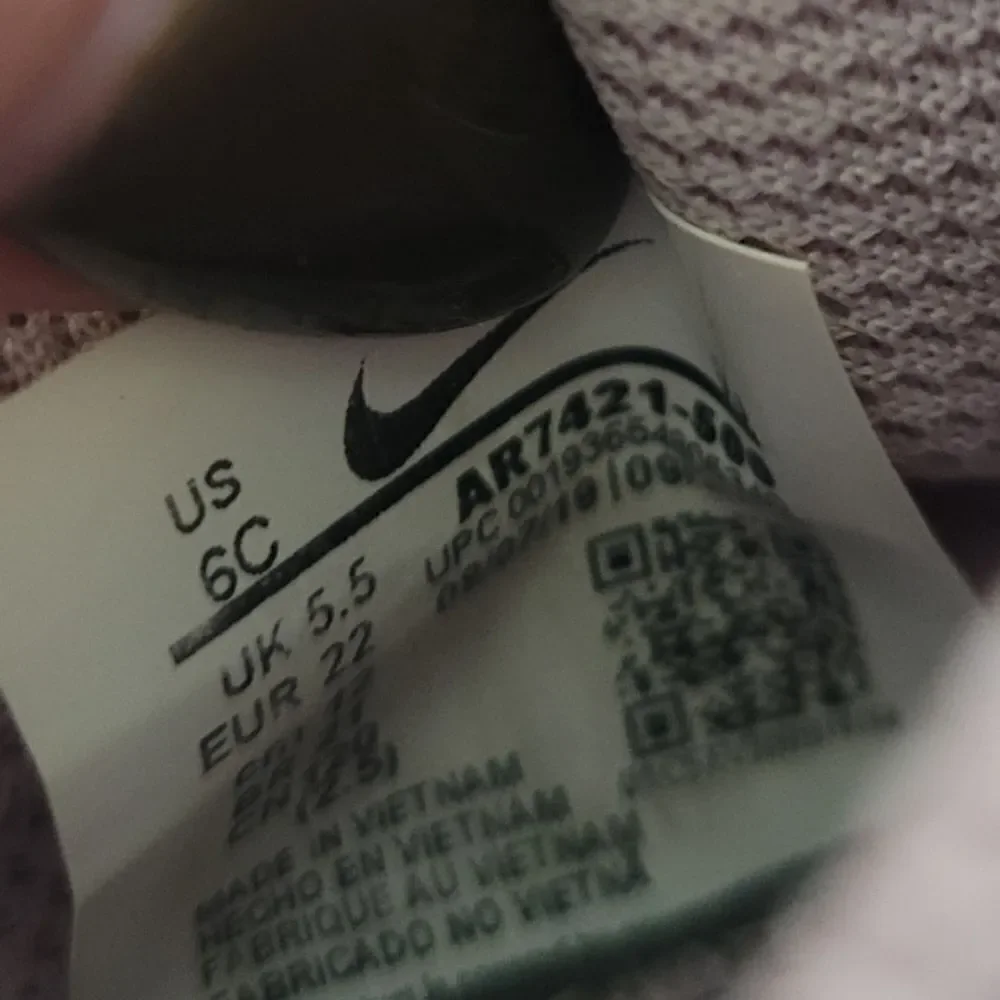 Lilac nike kids shoes